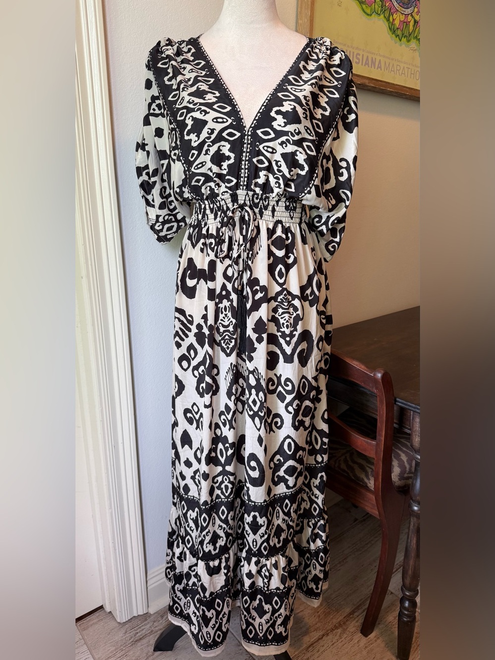 Lapogee Black and Crean Silky Patterned Maxi Dress